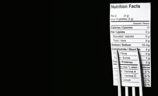 ¿Qué debes analizar de las tablas nutricionales?